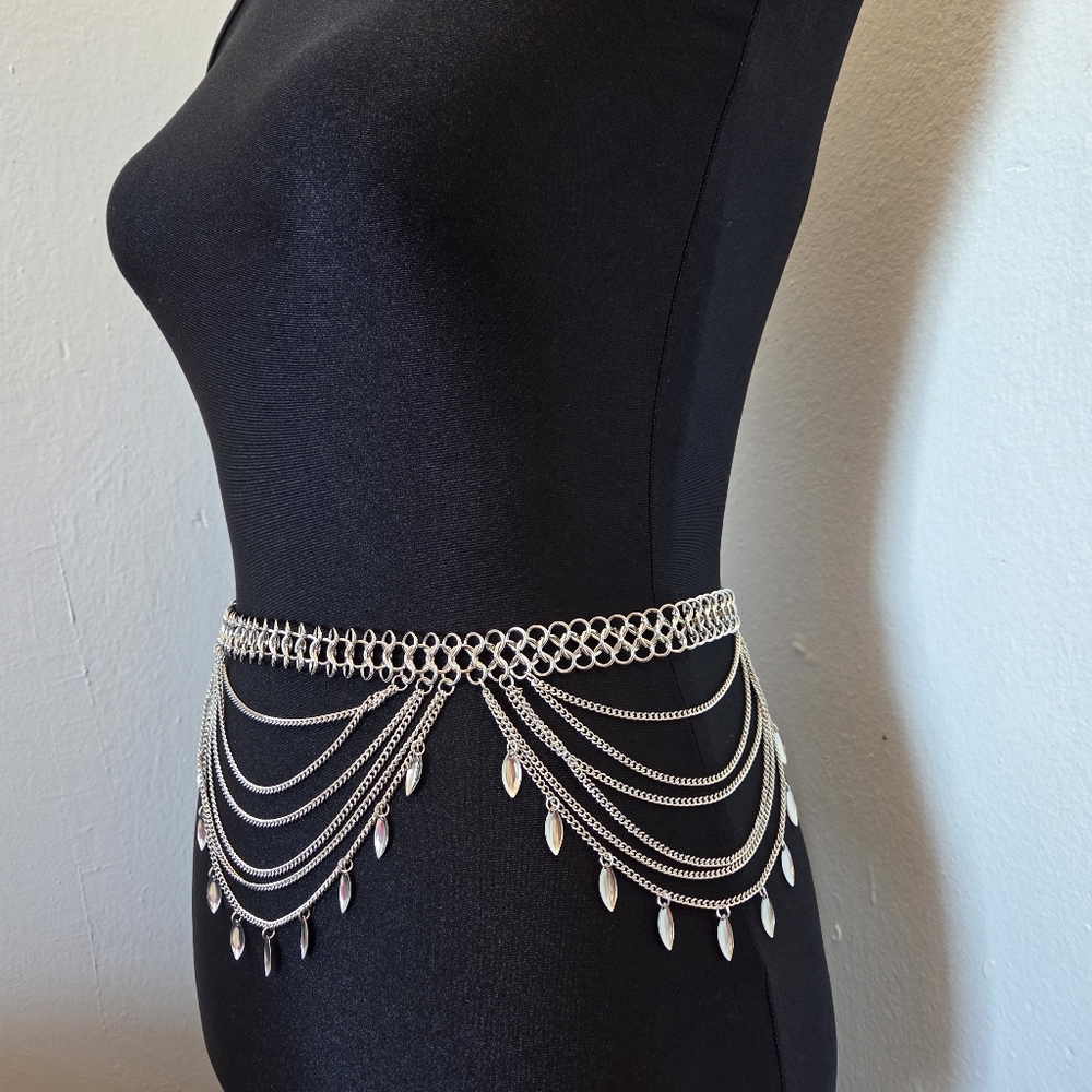 Silver Chain Waist Belt - Picture 5 of 6